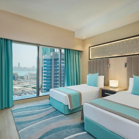 Wyndham Doha West Bay Hotel Exterior foto Deluxe Room