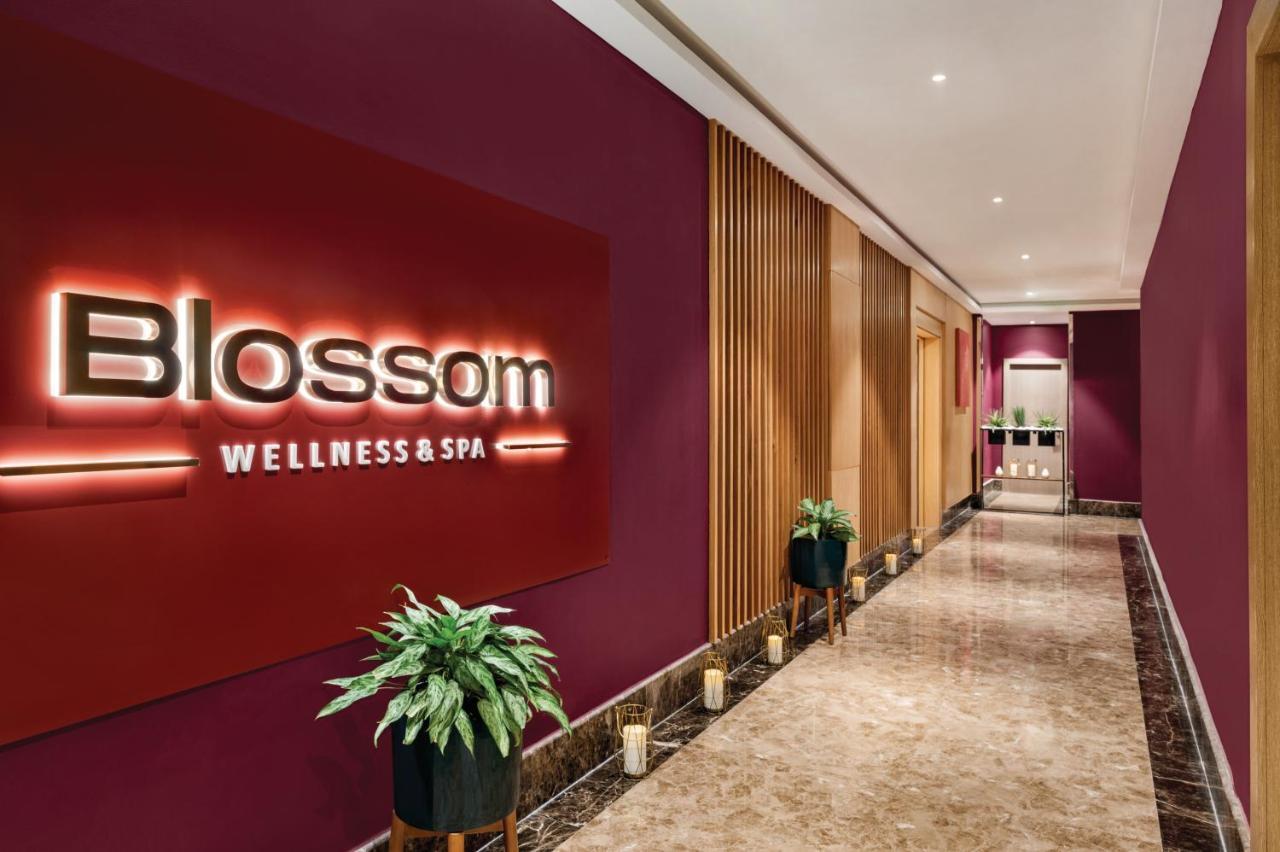 Wyndham Doha West Bay Hotel Exterior foto Blossom Spa