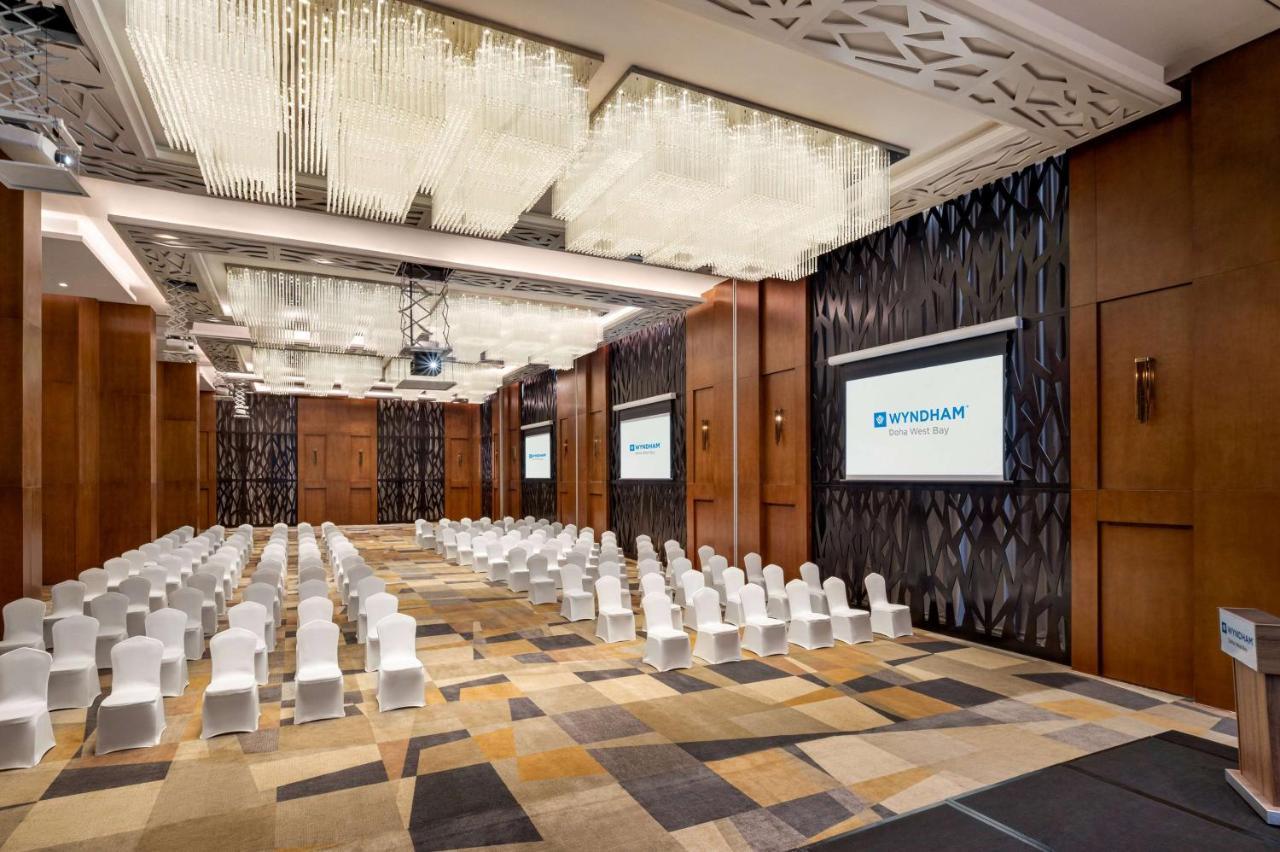 Wyndham Doha West Bay Hotel Exterior foto The ballroom