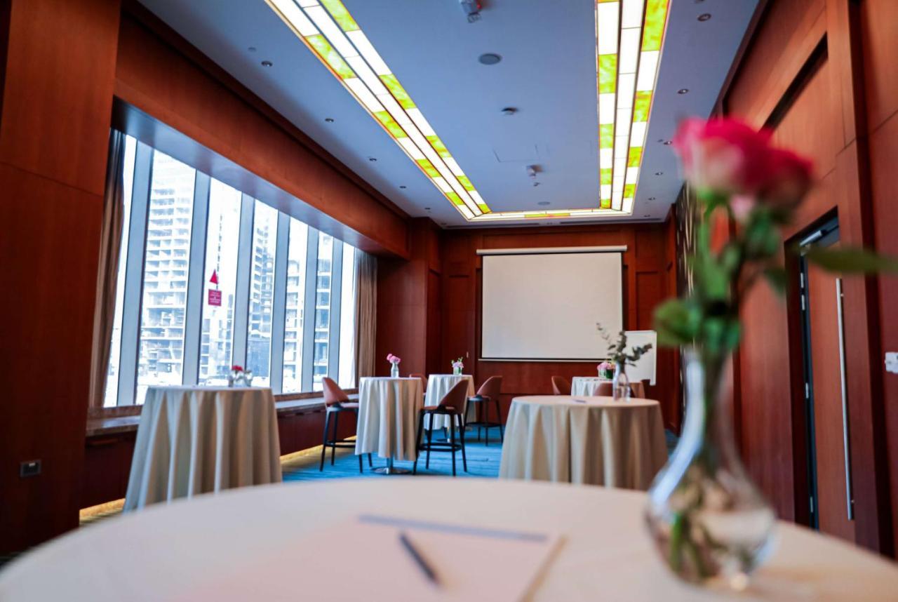 Wyndham Doha West Bay Hotel Exterior foto Meeting room