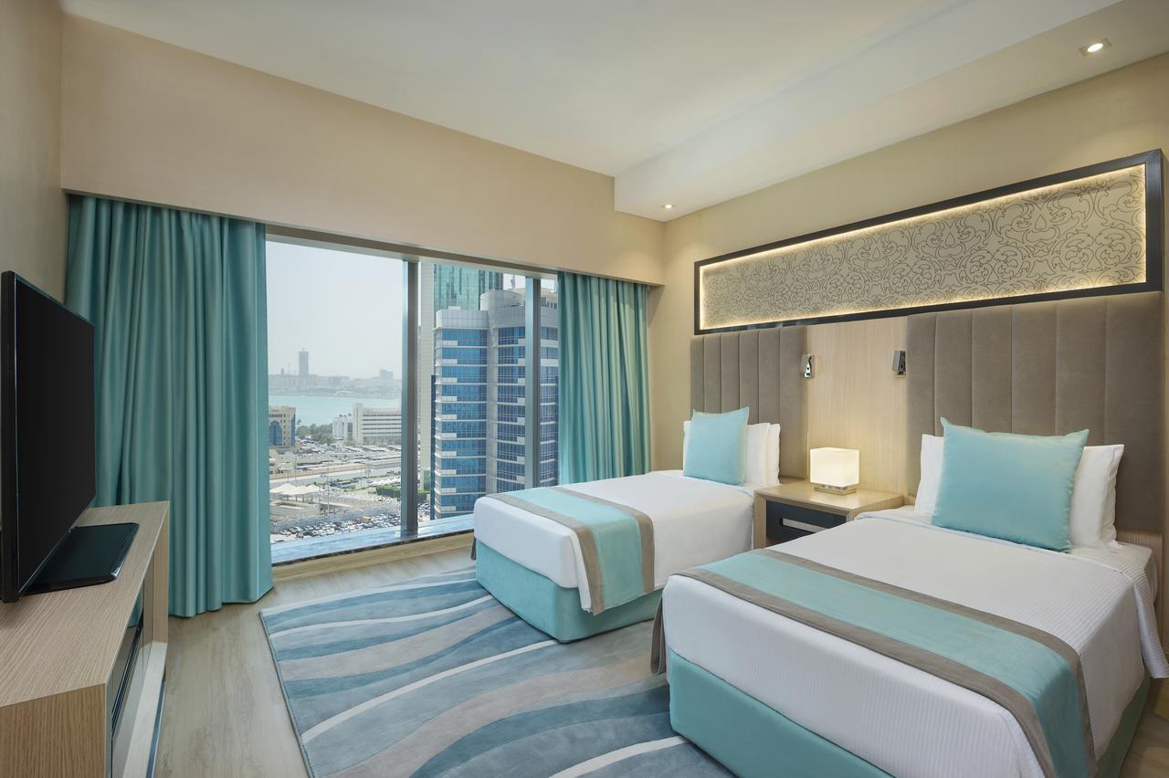 Wyndham Doha West Bay Hotel Exterior foto Deluxe Room