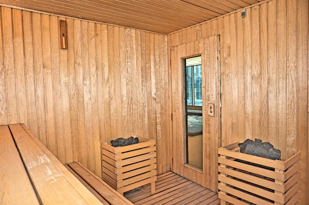 Wyndham Doha West Bay Hotel Exterior foto A modern Finnish sauna